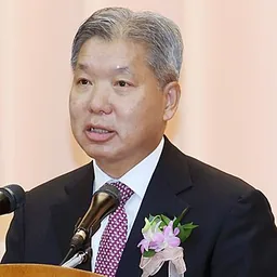 이영진